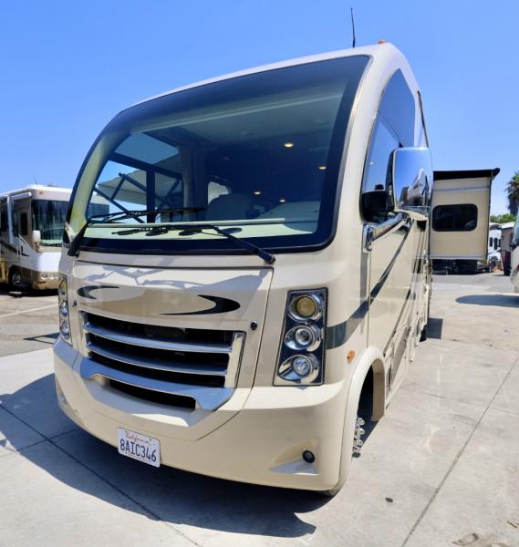 2017 Thor Motor Coach Vegas