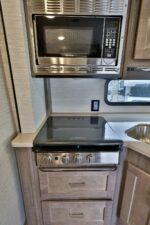 2022 Winnebago VISTA 27P Nimble Double-Slide Class A Gas Motorhome – King Bed & National Park Friendly! - Image 15