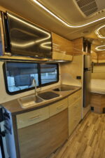 2018 WINNEBAGO VIEW 24J - Image 11