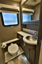 2021 Thor Motor Coach ARIA 3901 - Image 20