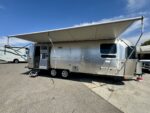 2024 Airstream Flying Cloud 27FB - Image 2
